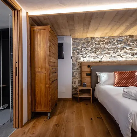 Les Plaisirs D'antan 4*