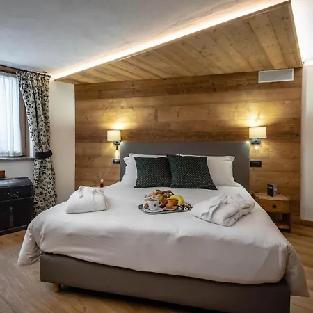 Les Plaisirs D'antan 4* Jovencan