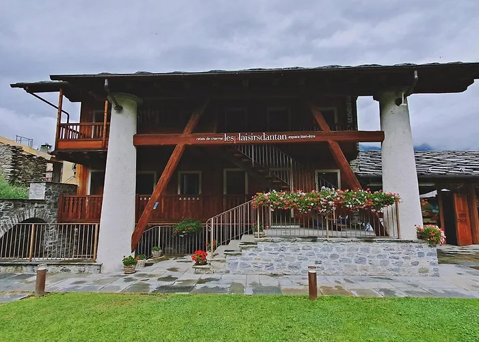 Les Plaisirs D'antan 4* Jovencan