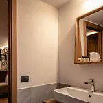 Les Plaisirs D'antan Guest house Jovencan