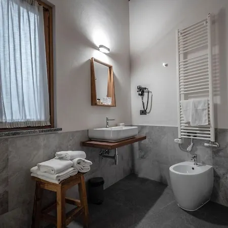 Les Plaisirs D'antan Гостевой дом Jovencan