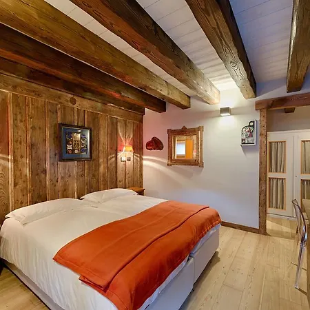 Les Plaisirs D'antan Guest house